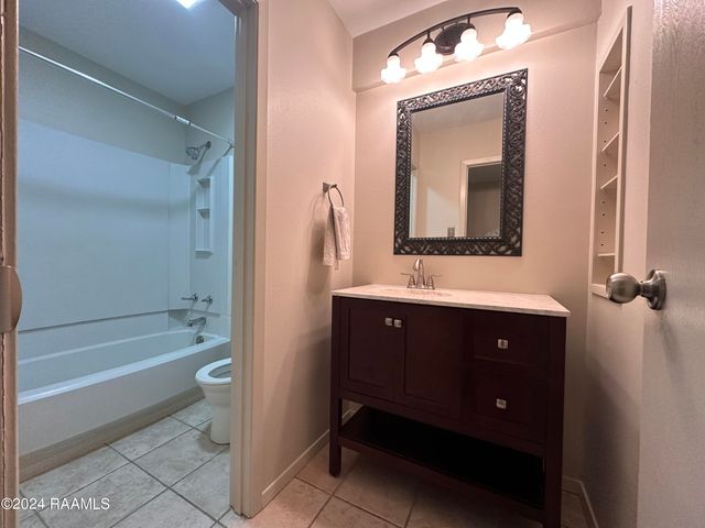 200 Lodge Drive Apt 812, Lafayette, LA 70506