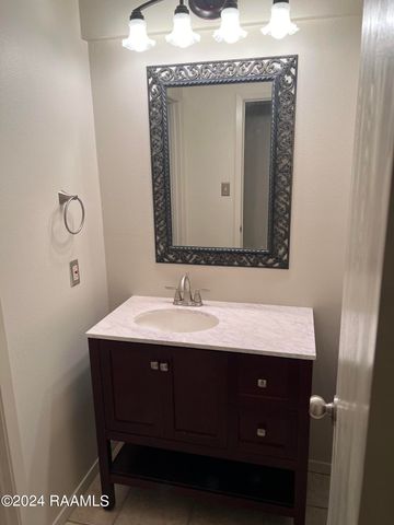 200 Lodge Drive Apt 812, Lafayette, LA 70506