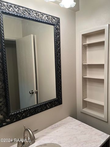 200 Lodge Drive Apt 812, Lafayette, LA 70506