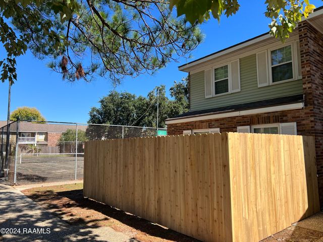 200 Lodge Drive Apt 812, Lafayette, LA 70506