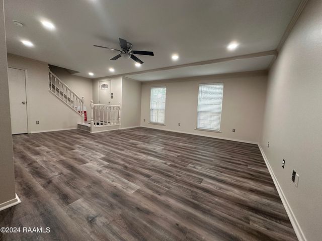 200 Lodge Drive Apt 812, Lafayette, LA 70506