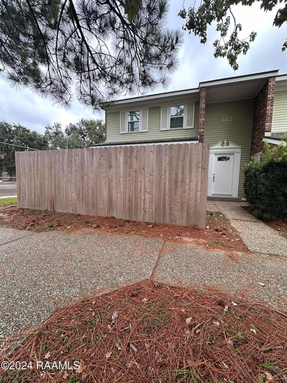 200 Lodge Drive Apt 812, Lafayette, LA 70506