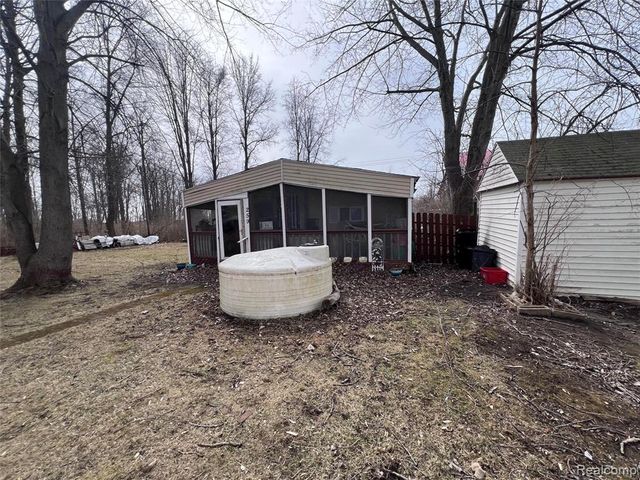 259 William Street, Harsens Island, MI 48028