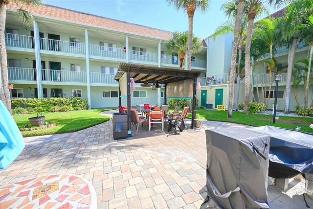 801 83RD AVENUE N 133, St Petersburg, FL 33702