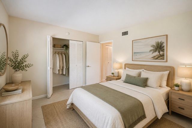 801 83RD AVENUE N 133, St Petersburg, FL 33702