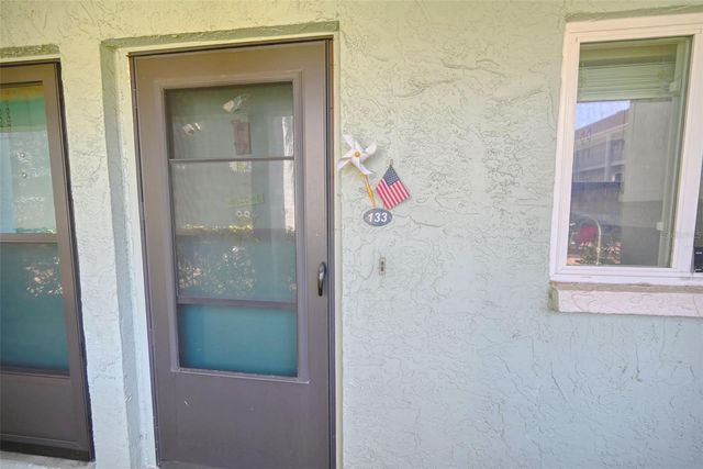 801 83RD AVENUE N 133, St Petersburg, FL 33702