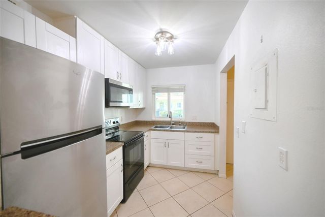 801 83RD AVENUE N 133, St Petersburg, FL 33702