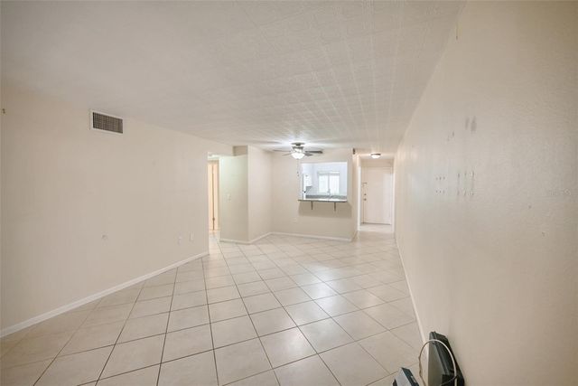 801 83RD AVENUE N 133, St Petersburg, FL 33702
