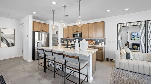 1524 Hopeful Lark Lane, Las Vegas, NV 89138