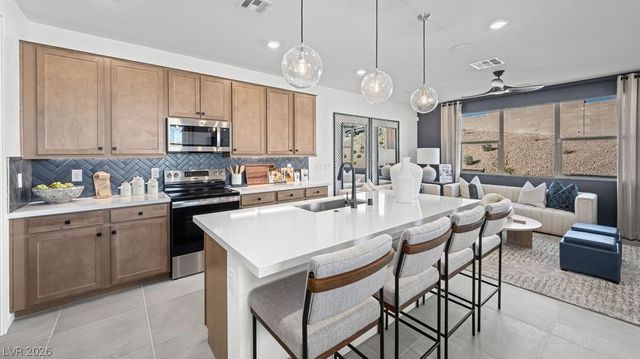 1524 Hopeful Lark Lane, Las Vegas, NV 89138