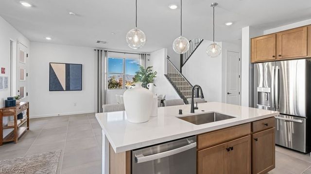 1524 Hopeful Lark Lane, Las Vegas, NV 89138