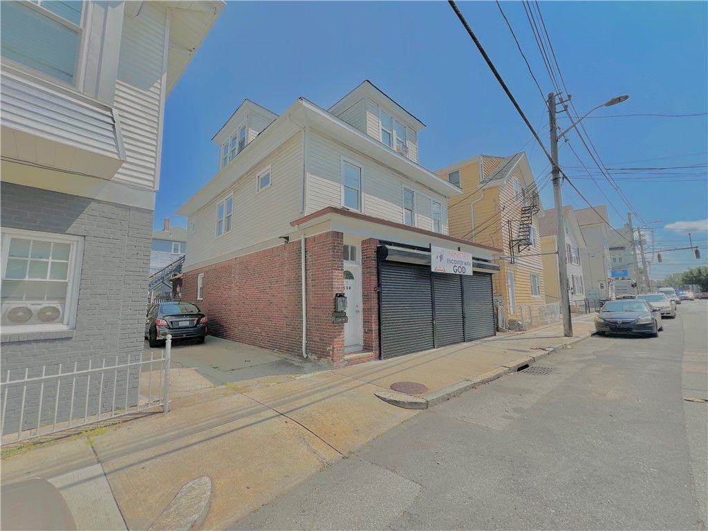 559 Branch Avenue, Providence, RI 02904