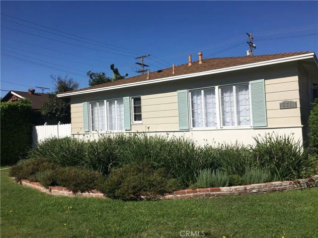 5711 Woodman Avenue, Valley Glen, CA 91401