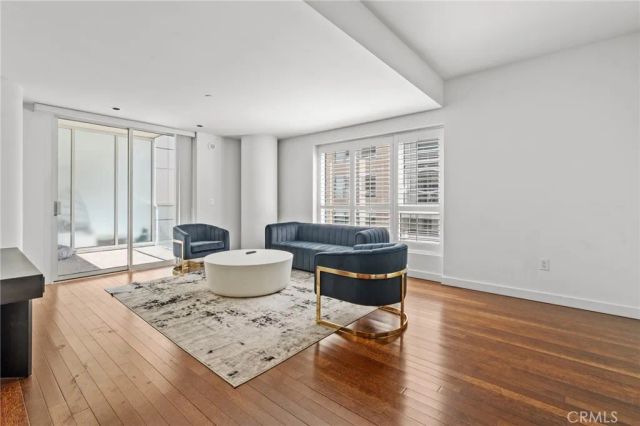 6250 Hollywood Boulevard 4M, Los Angeles, CA 90028