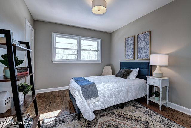 416 Cherry Ln, Pewee Valley, KY 40056