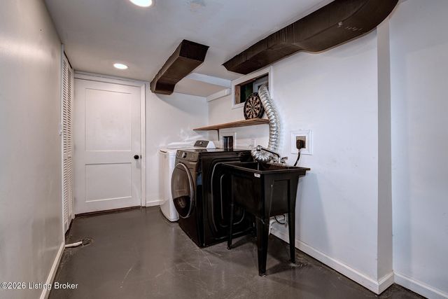 416 Cherry Ln, Pewee Valley, KY 40056