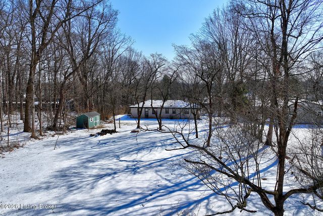 416 Cherry Ln, Pewee Valley, KY 40056
