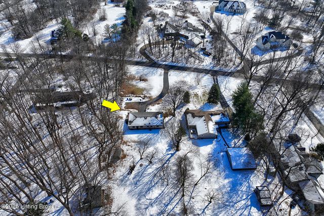 416 Cherry Ln, Pewee Valley, KY 40056