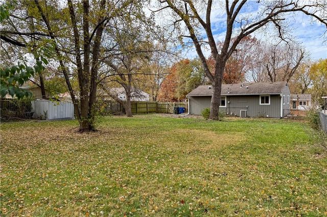 2706 Bonanza Street, Lawrence, KS 66046