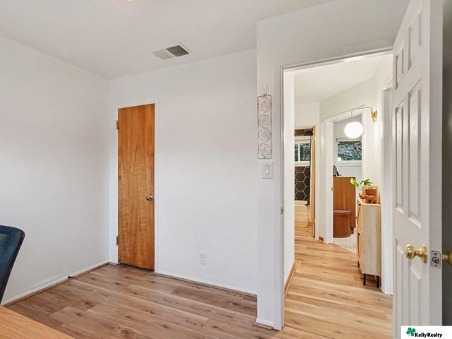 4668 Vinton Street, Omaha, NE 68106