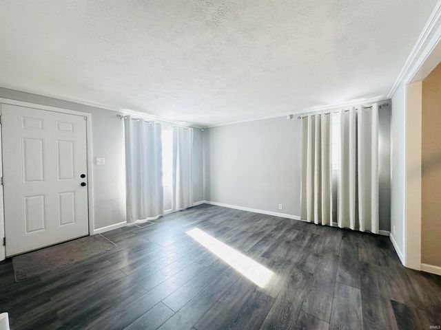 1031 Chippewa Avenue, South Bend, IN 46614