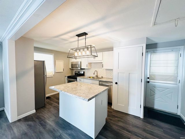 1031 Chippewa Avenue, South Bend, IN 46614