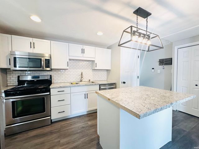 1031 Chippewa Avenue, South Bend, IN 46614