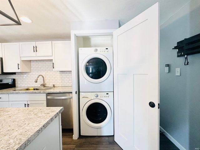 1031 Chippewa Avenue, South Bend, IN 46614