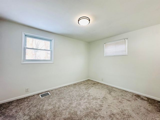 1031 Chippewa Avenue, South Bend, IN 46614