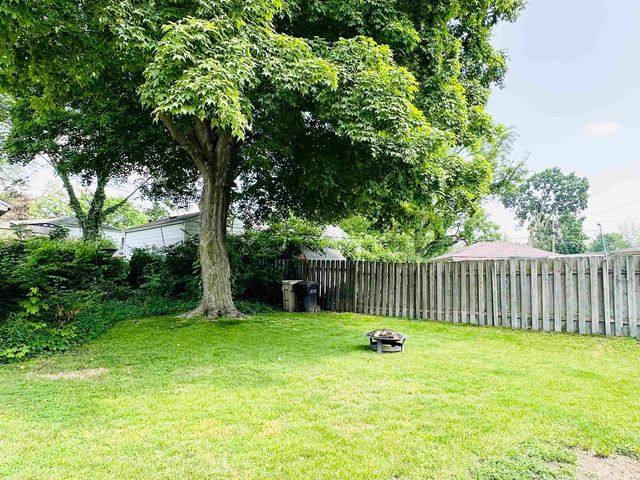 1031 Chippewa Avenue, South Bend, IN 46614