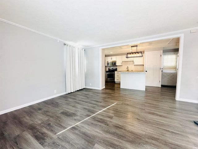 1031 Chippewa Avenue, South Bend, IN 46614