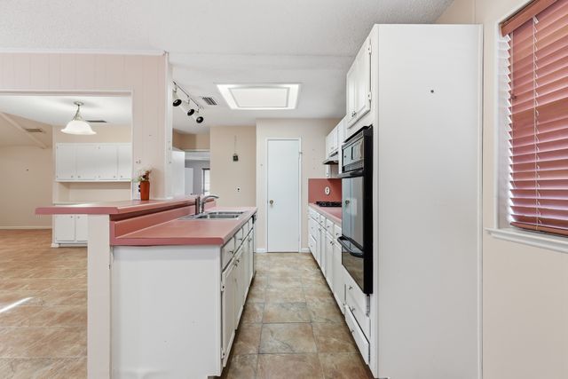 504 Debra Drive, Mesquite, TX 75149