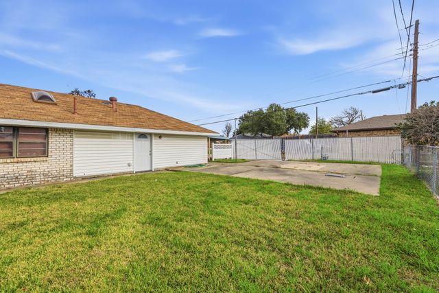 504 Debra Drive, Mesquite, TX 75149