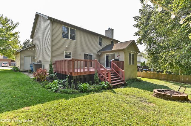 140 Lincoln Station Dr, Simpsonville, KY 40067