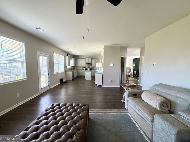 384 Condor Court, Statham, GA 30666