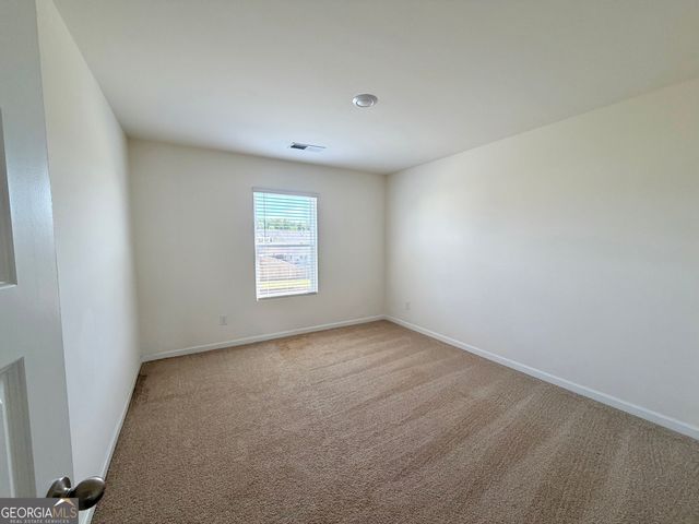 384 Condor Court, Statham, GA 30666