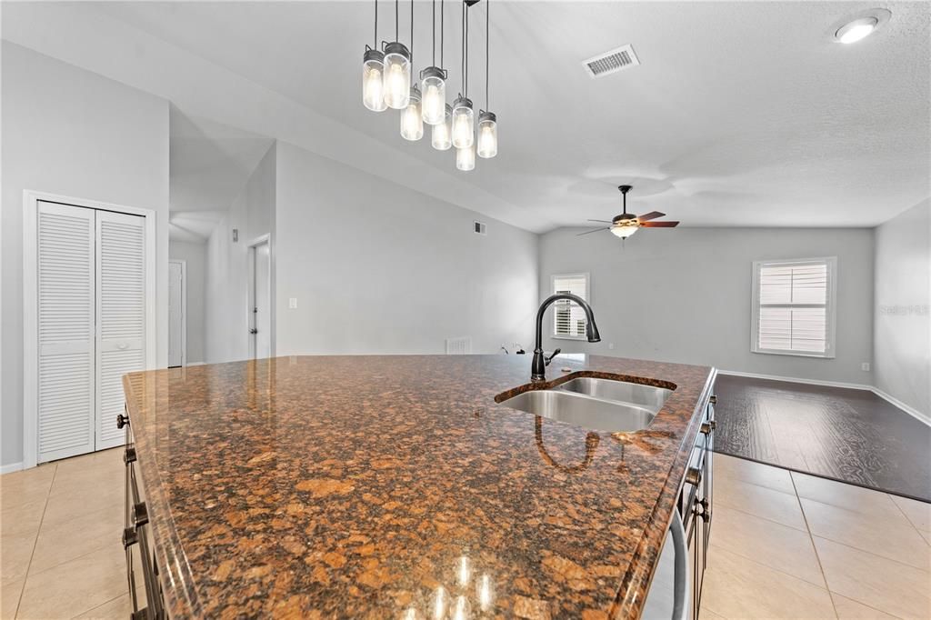 Image 11 of property listing at 3509 MOLONA DRIVE, Orlando, FL 32837