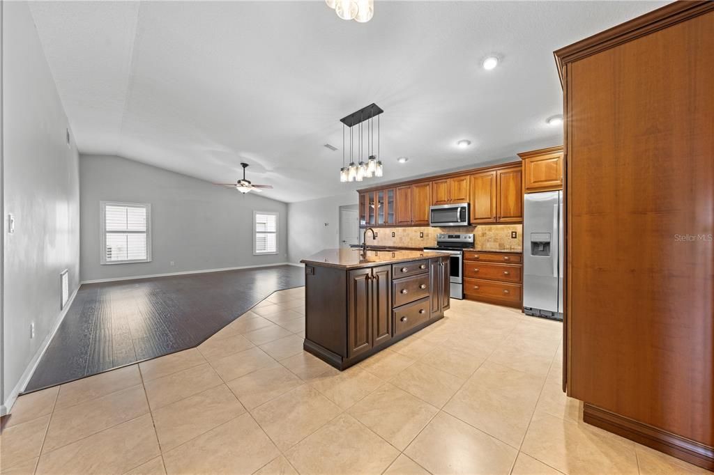Image 14 of property listing at 3509 MOLONA DRIVE, Orlando, FL 32837