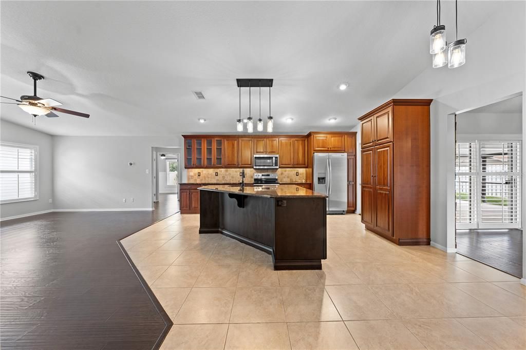 Image 15 of property listing at 3509 MOLONA DRIVE, Orlando, FL 32837