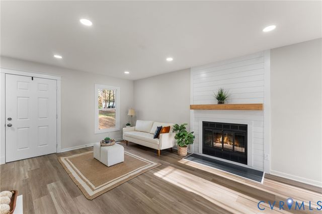 10209 Stonemill Rd, Henrico, VA 23233