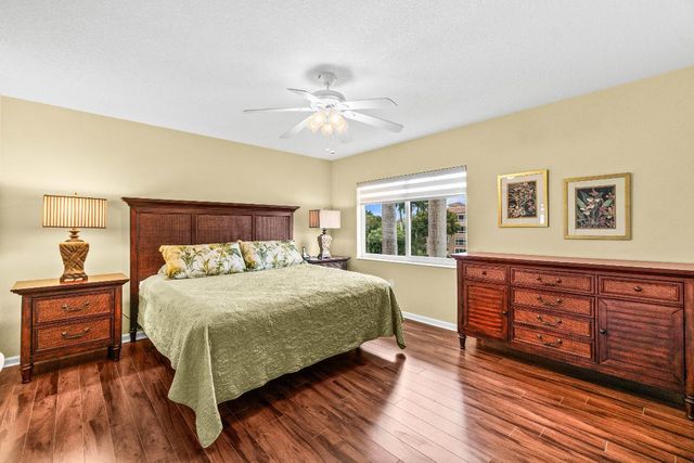 12540 Majesty Circle 303, Boynton Beach, FL 33437