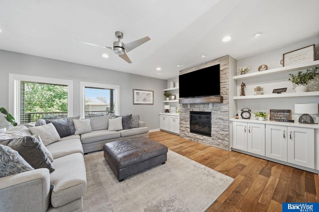 7821 S 97th Bay, Lincoln, NE 68526