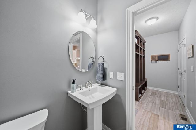 7821 S 97th Bay, Lincoln, NE 68526