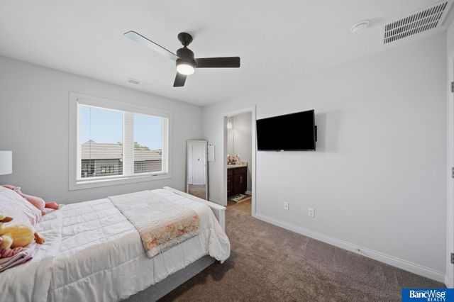 7821 S 97th Bay, Lincoln, NE 68526