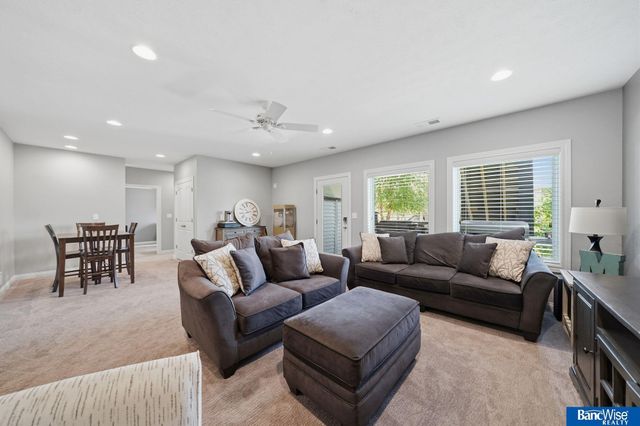 7821 S 97th Bay, Lincoln, NE 68526