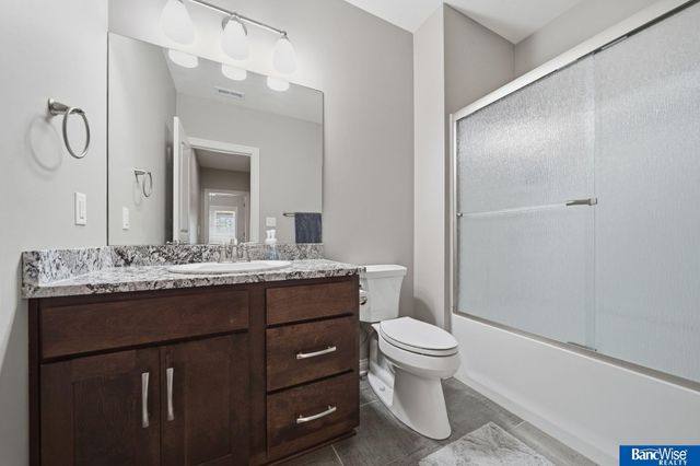 7821 S 97th Bay, Lincoln, NE 68526