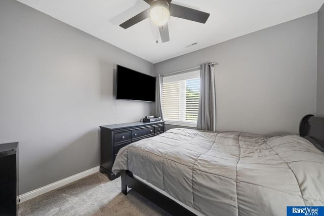 7821 S 97th Bay, Lincoln, NE 68526