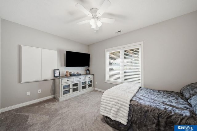 7821 S 97th Bay, Lincoln, NE 68526