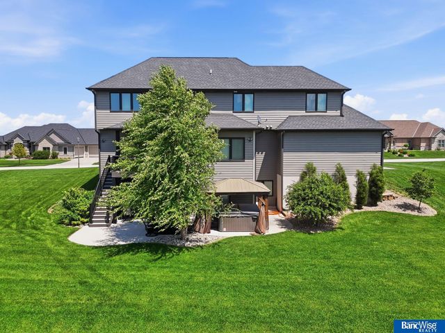 7821 S 97th Bay, Lincoln, NE 68526