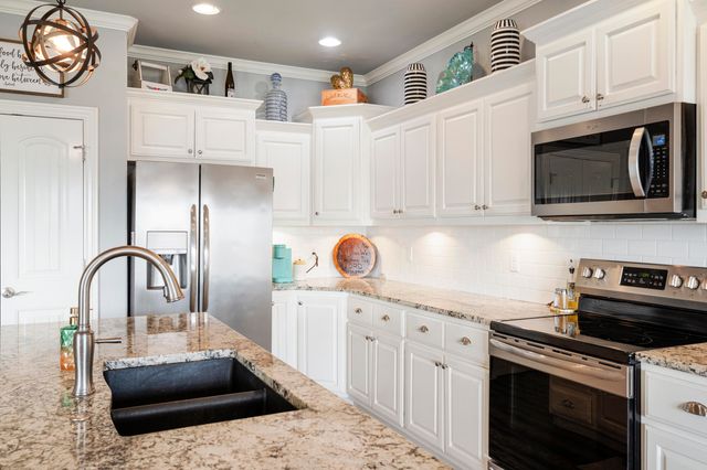 56907 E Maple Ridge Road, Monkey Island, OK 74331